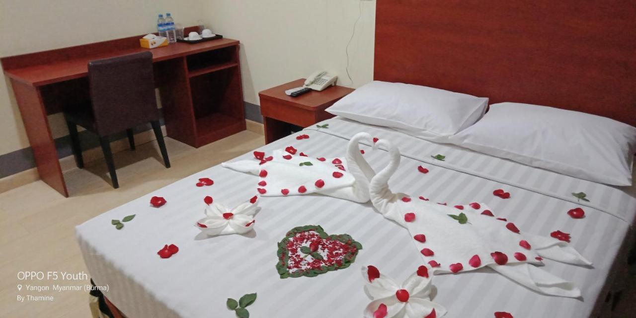 Hato Inn Rangoon Buitenkant foto