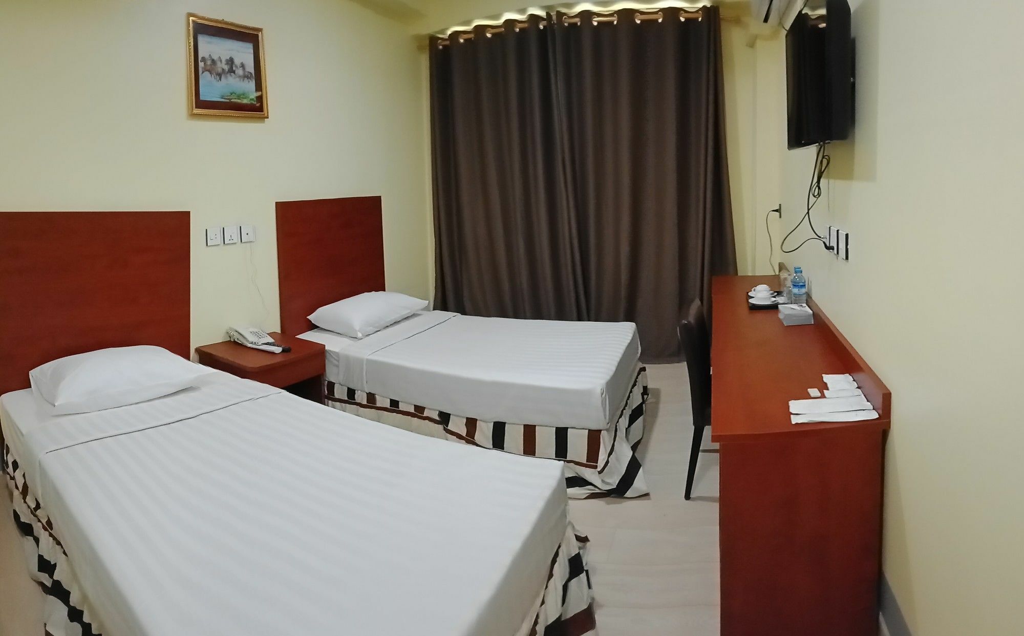 Hato Inn Rangoon Buitenkant foto